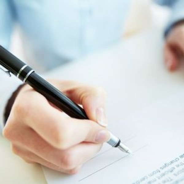 4. Когда вы подписываете что-либо, то...