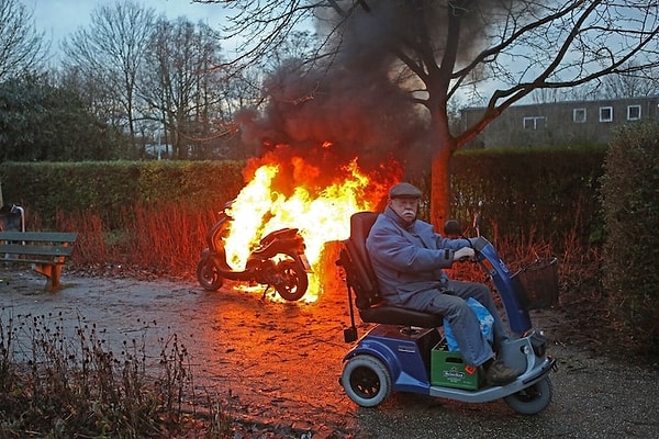 15. Крутые парни не смотрят на взрыв