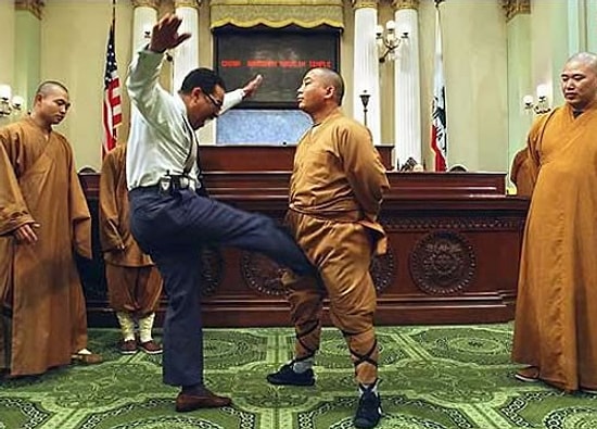 Erkeklerde Kasık Ağrısı Yaşanmasının 10 Nedeni ve Çözümü