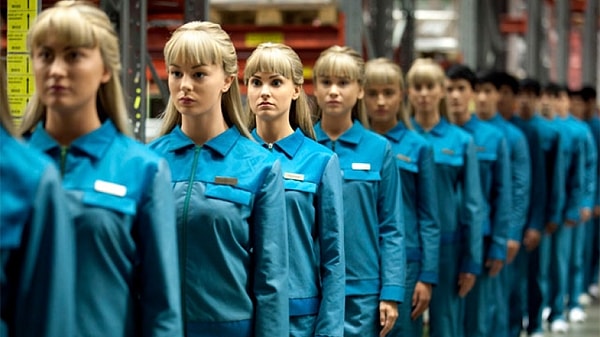 10. "Настоящие люди" (2012– )