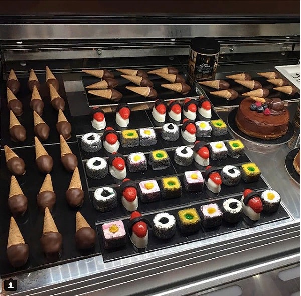 9. Невозможно оторвать взгляд...