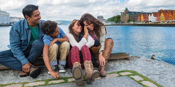 6. Однако важно отметить, что норвежцы не отказываются от института брака как такового.