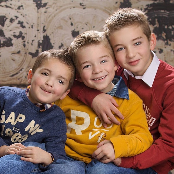 9. У Мэддена также есть двое братьев. «У меня не было намерения привлечь внимание к нашей семье», — говорит мальчик.