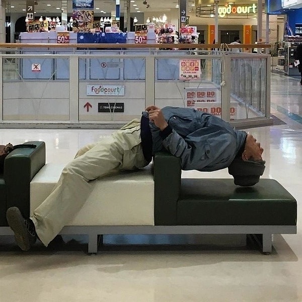 7. Хорошо, я тебя здесь подожду.