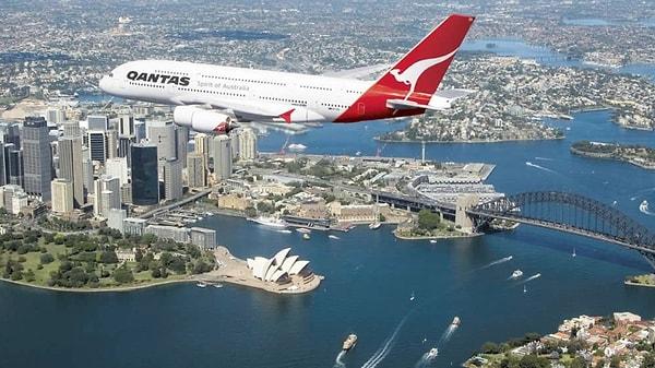 6. 64 yaşındaki Sydney’li bir adam havalimanı gürültüsünden dolayı 1 yıl boyunca 19600 şikayet dilekçesi yazmış. Yani her 20 dakika için bir dilekçe.