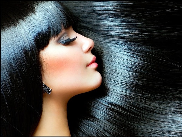 7. Чем старше человек, тем медленнее у него растут волосы