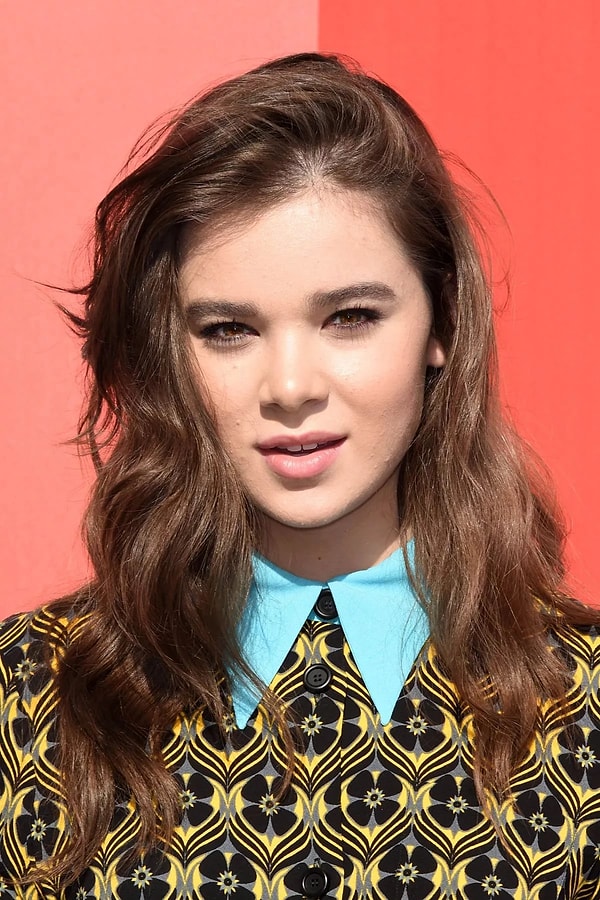 3. Хейли Стейнфилд...