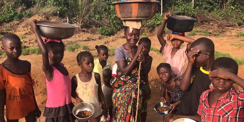 Bisikletiyle 50'den Fazla Afrika Ülkesini Gezen Hasan Söylemez'den Herkesi Duygulandıracak Bir Anı