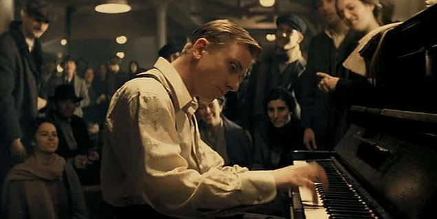 7. 1900 Efsanesi / La leggenda del pianista sull'oceano (1998)