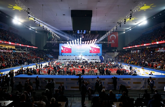 Kurultay Ankara Spor Salonu'nda gerçekleştirildi.
