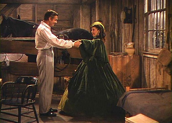 13. Зеленое платье Вивьен Ли в фильме "Унесенные ветром"