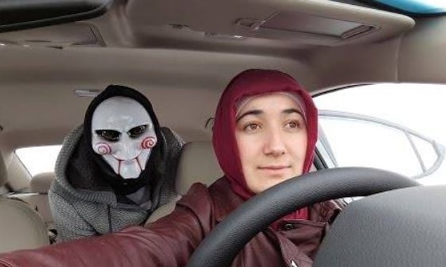 3. Seninle ufak bir araba oyunu oynayacağız...