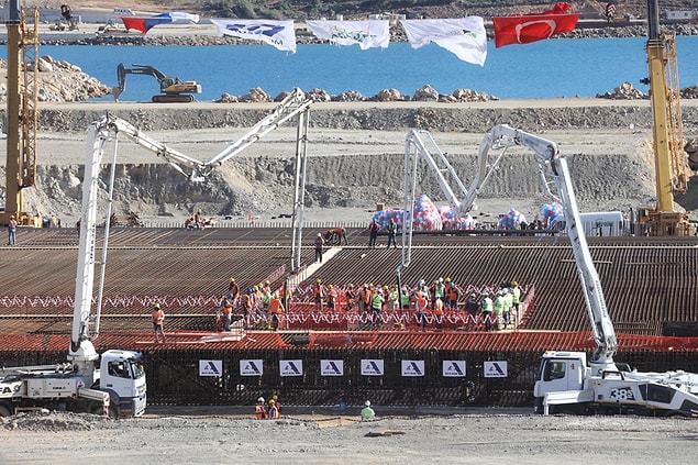 "Elektriği 3-4 kat pahalıya alacağız"