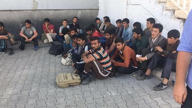 Toplam yakalanan kaçak göçmen sayısı ise 47 bin 198...