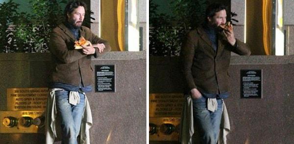 12. "Keanu Reeves bir dilim pizza yerken hayatını gözden geçiriyor."