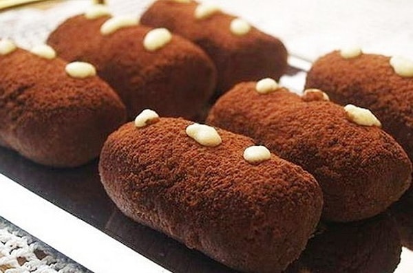 9. Какое советское пирожное готовили из остатков бисквитов, печений и других мучных изделий, которые было жалко выкидывать?