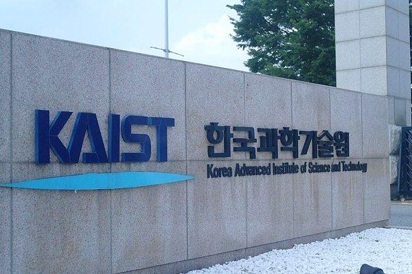 Boykot karşısında çok üzüldüğünü açıklayan KAIST Rektörü Sunh-Chul Shin, üniversitenin otonom silah sistemi geliştirmediğini söyledi:
