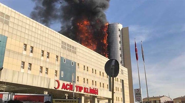 İtfaiye Daire Başkanı Ali Karahan açıklamasında yaralı ve can kaybı olmadığını yoğun bakım dışındaki hastaların tahliye edildiğini söyledi.