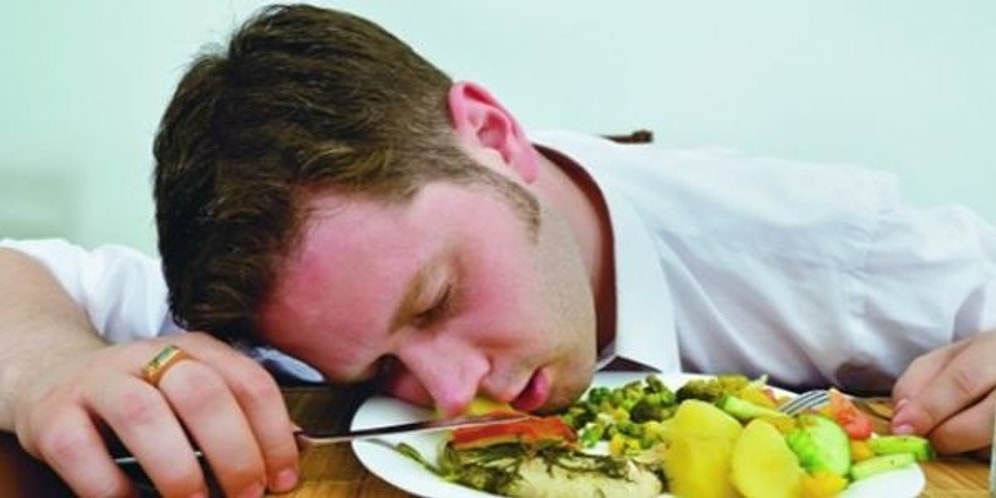 Вредные навыки: 10 безобидных пищевых привычек, которые на самом деле опасны