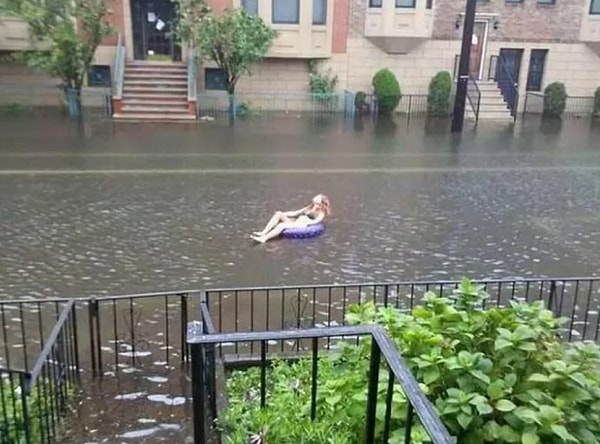 2. "В этом году сэкономлю на турпутевках к морю".