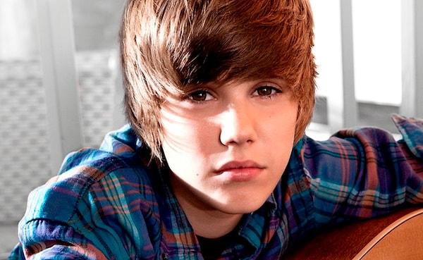 Hayatımıza küçücük bir çocukken "Baby" şarkısıyla giren Justin Bieber'ı tanımayan, hatta artırıyoruz o dönem "ilk aşkım" diye etrafta dolaşmayan yoktur herhalde!