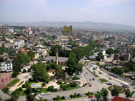 Ne Elektrik Var Ne de Su: Kahramanmaraş'ın Resmi Kayıtlarda Olmayan Mahallesi Çözüm Bekliyor