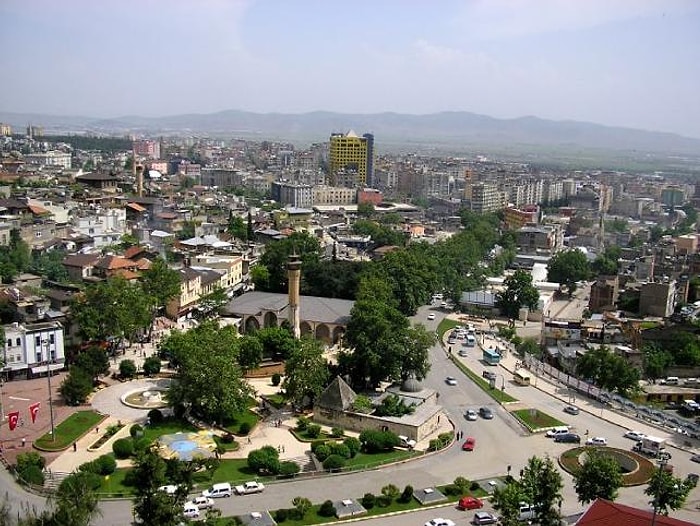 Ne Elektrik Var Ne de Su: Kahramanmaraş'ın Resmi Kayıtlarda Olmayan Mahallesi Çözüm Bekliyor