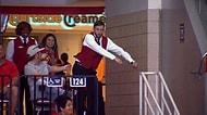 NBA Karşılaşmasının Önüne Geçen Yer Gösterici Adamın Muhteşem Dansı