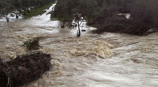 Zorluk, Darlık veya Meşakkat! Rüyada Sel Görmek Ne Anlama Gelir?
