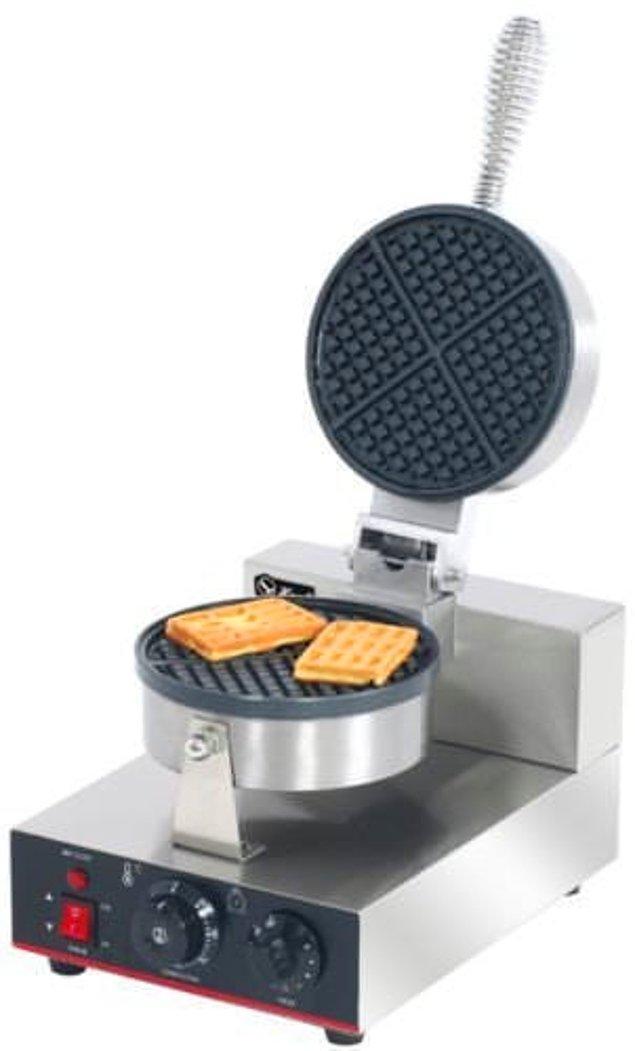 4. O makinede yapılmadığı 100 metreden belli olan waffle'lar.