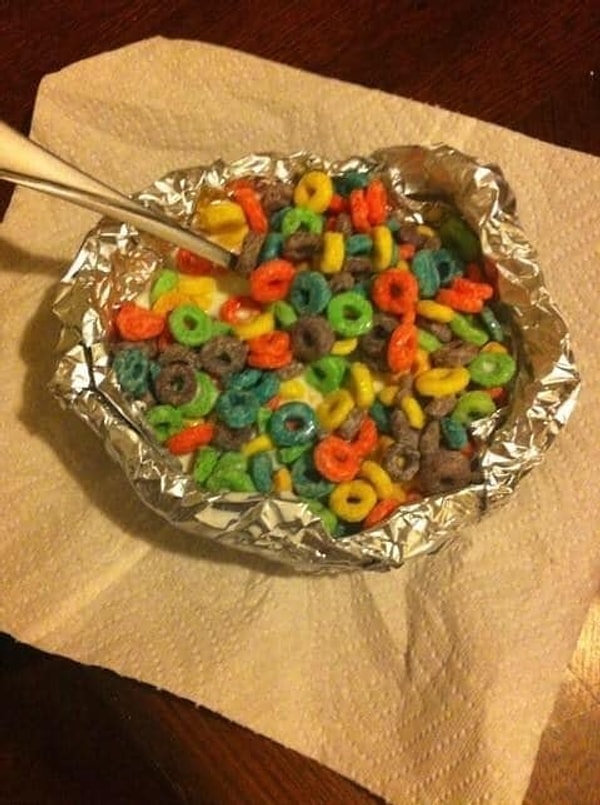 1. Чашку можно легко сделать из фольги