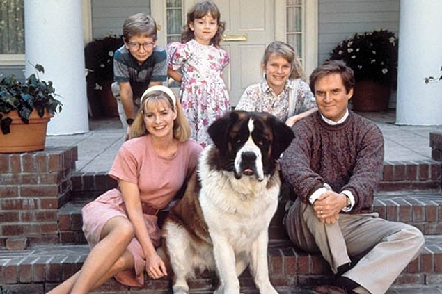 1. Anne ve babaya "Nooolur biz de alalım" diye yalvartan St. Bernard köpekli film: Beethoven