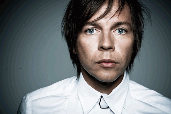 2. Илья Лагутенко