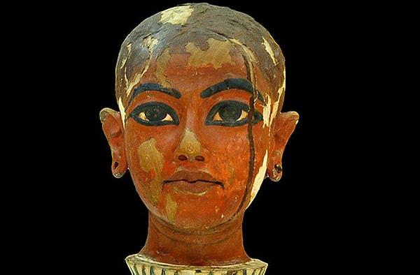 6. Mısır Firavunu Tutankamon