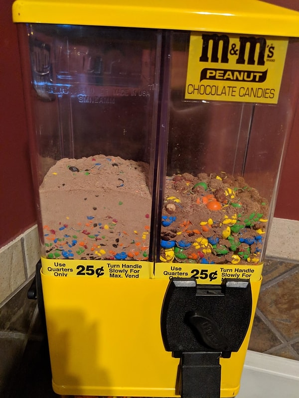 2. Захотел M&M’s? Получи сладкую пыль!