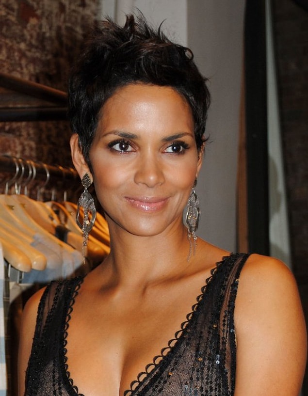 2. Halle Berry - Kesişen Yollar