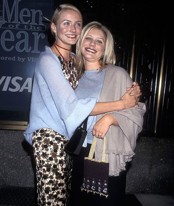 33. Камерон Диас с сестрой Чимен