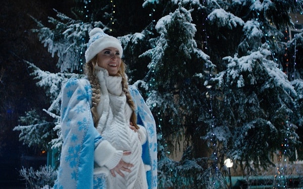 9. Главными героями "Елок" являются...