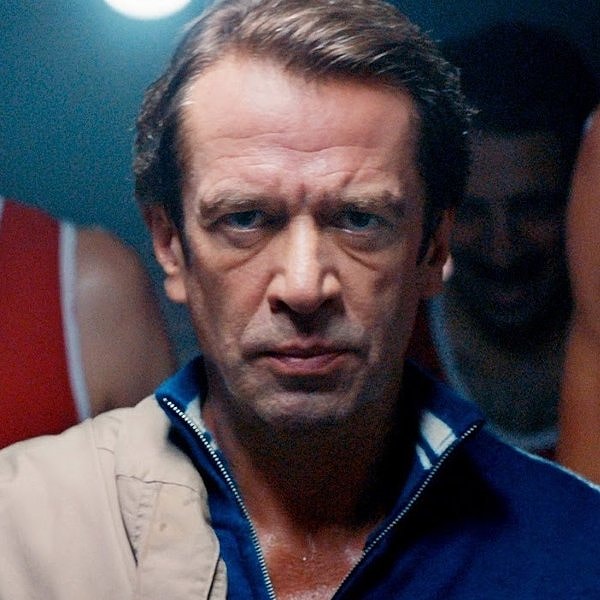 11. О каком событии идет речь в фильме "Движение вверх"?