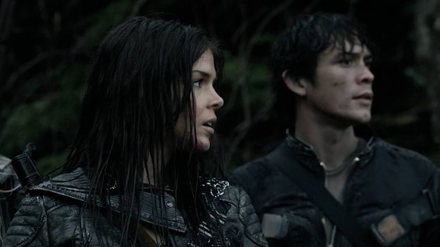 12. Octavia ve Bellamy Blake (The 100)