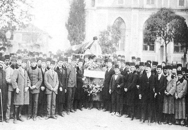 Kemal Bey'in hikayesi de farklı değildi. O da idam cezasına çarptırıldı ve 10 Nisan 1919 günü Beyazıt meydanında infaz edildi.