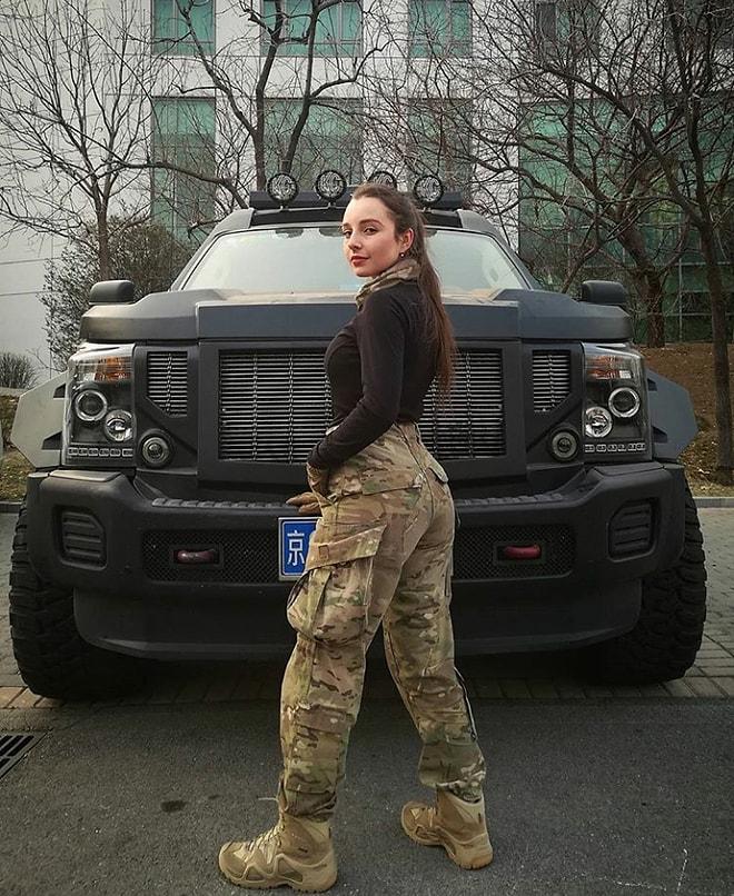 Sosyal Medyayı Sallayan Rus Asker Elena Deligioz