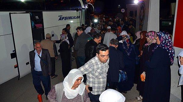 Kayseri'deki bir firmanın görevlileri, 68 kişilik kafileyi iki otobüsle yola çıkardı.