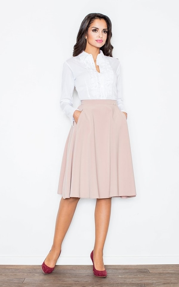 15. При покупке юбки остановите выбор на модели А-силуэта