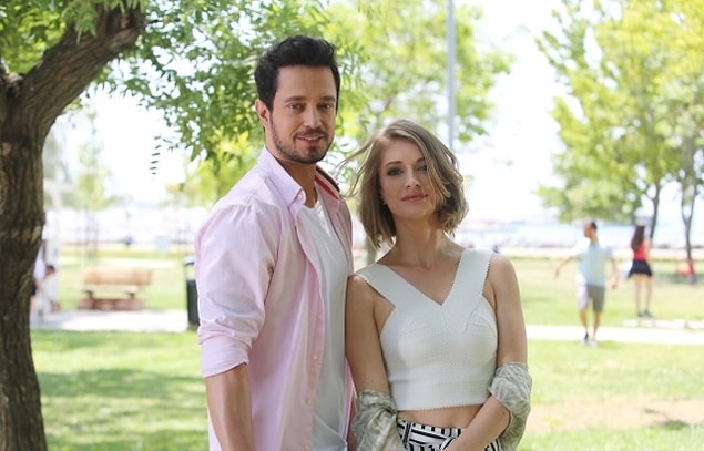 5. Dönerse Senindir'de Murat Boz ve Yasemin Kay Allen uyumsuzluğu...