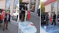 'Yem Alamıyoruz, Hayvanları Satamıyoruz' Diyerek İsyan Eden Çiftçi Bankanın Önünde Süt Dökerek Eylem Yaptı