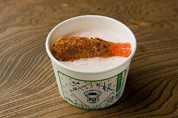 1. В Японии можно купить мороженое со вкусом угря, осьминога, креветок и даже конины.