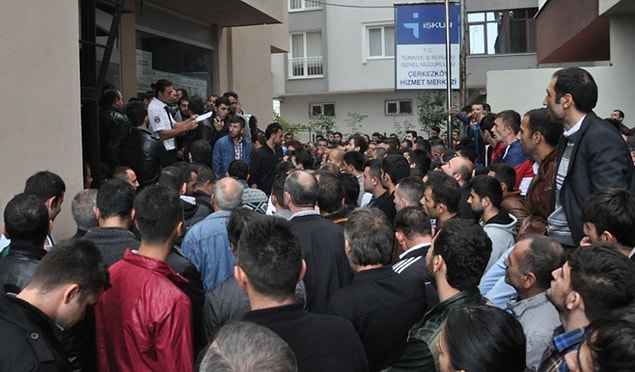 📌 Genç nüfusta işsizlik oranı 4,6 puanlık azalış ile yüzde 19,9 seviyesinde.