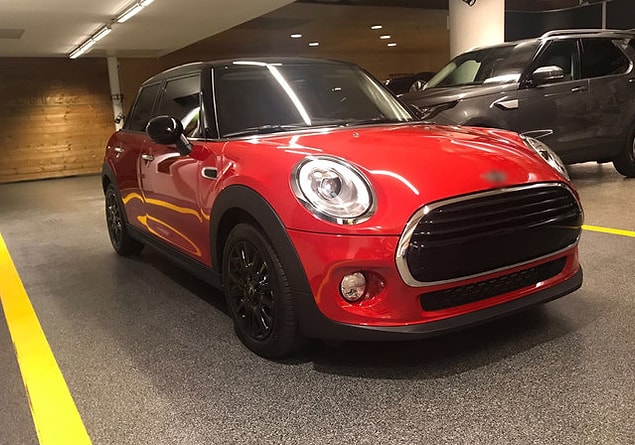 4. Aleyna Tilki - Mini Cooper