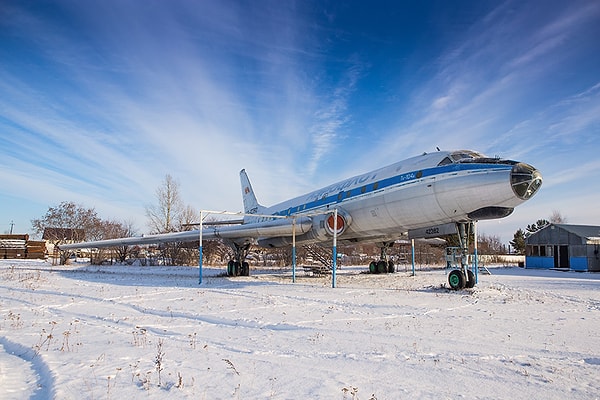 1. Ту-104, на который положила глаз Мария, - не просто рядовой самолет.